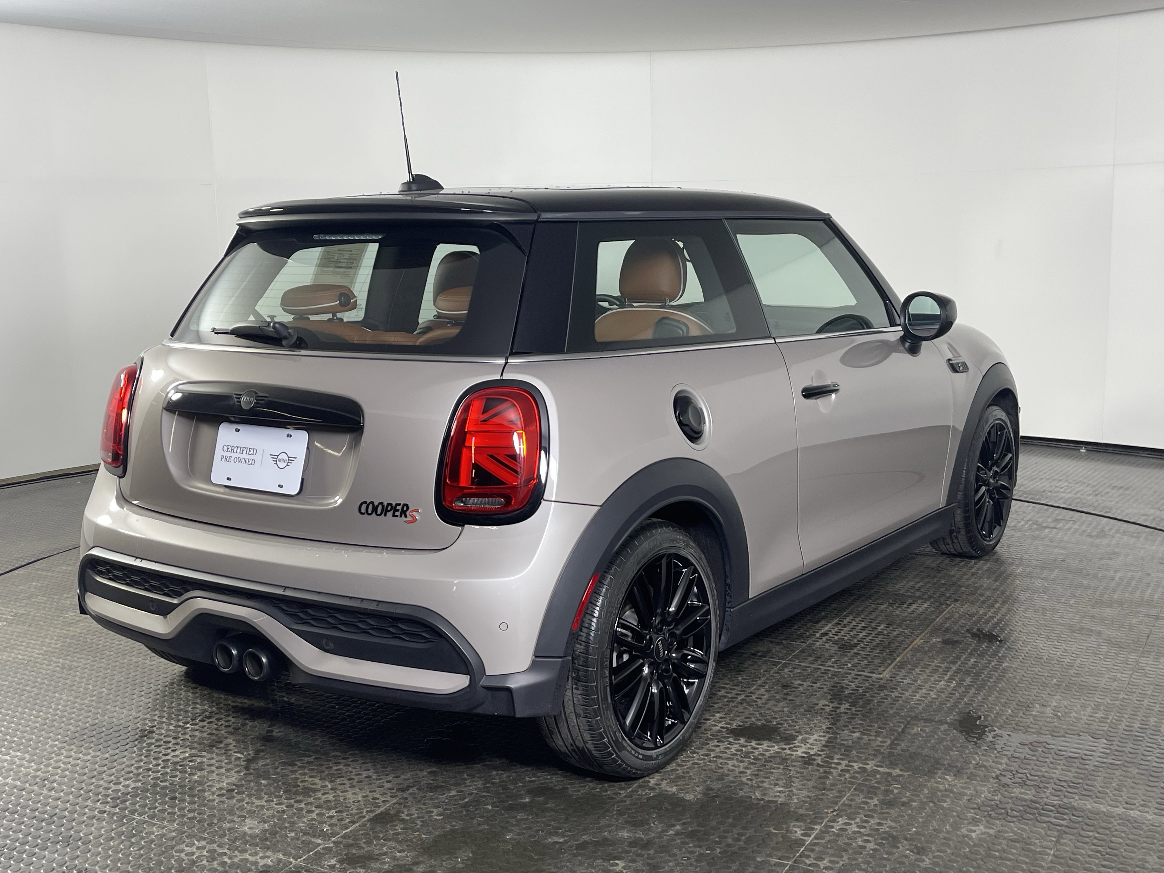 Used 2024 MINI Cooper S image 4