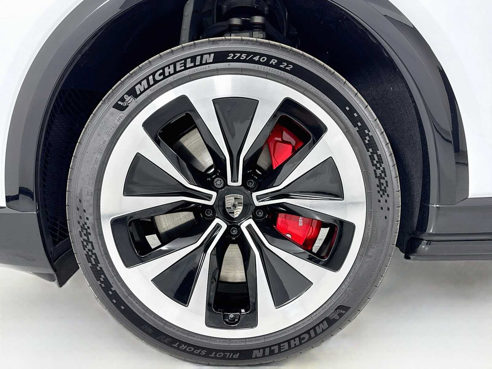 New 2026 Porsche Cayenne Turbo AWD/4WD image 31