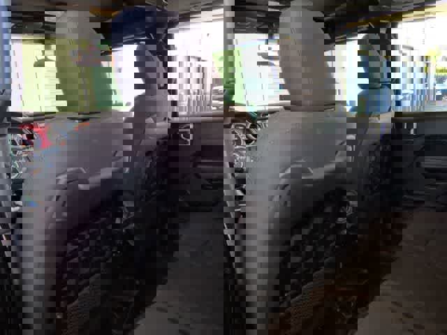 Used 2023 Jeep Wrangler Unlimited Rubicon w/ LED Lighting Group image 19