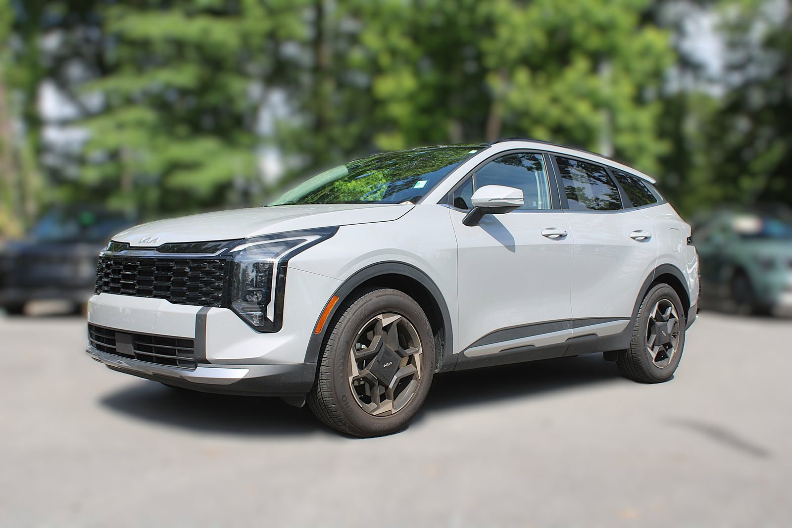 Certified 2026 Kia Sportage EX w/ EX Panorama Roof Package FWD image 3