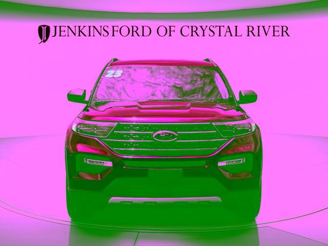 Used 2023 Ford Explorer XLT w/ Equipment Group 202A RWD image 14