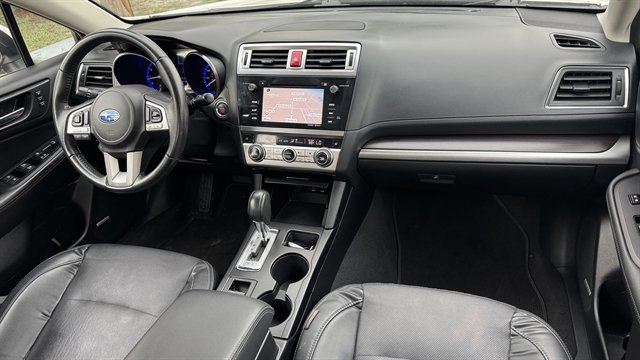 Used 2017 Subaru Legacy 3.6R Limited AWD/4WD image 8