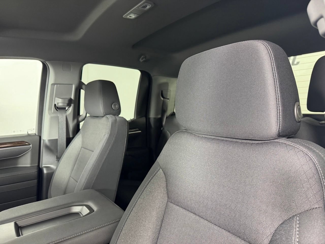 Used 2025 GMC Sierra 1500 Elevation AWD/4WD image 27