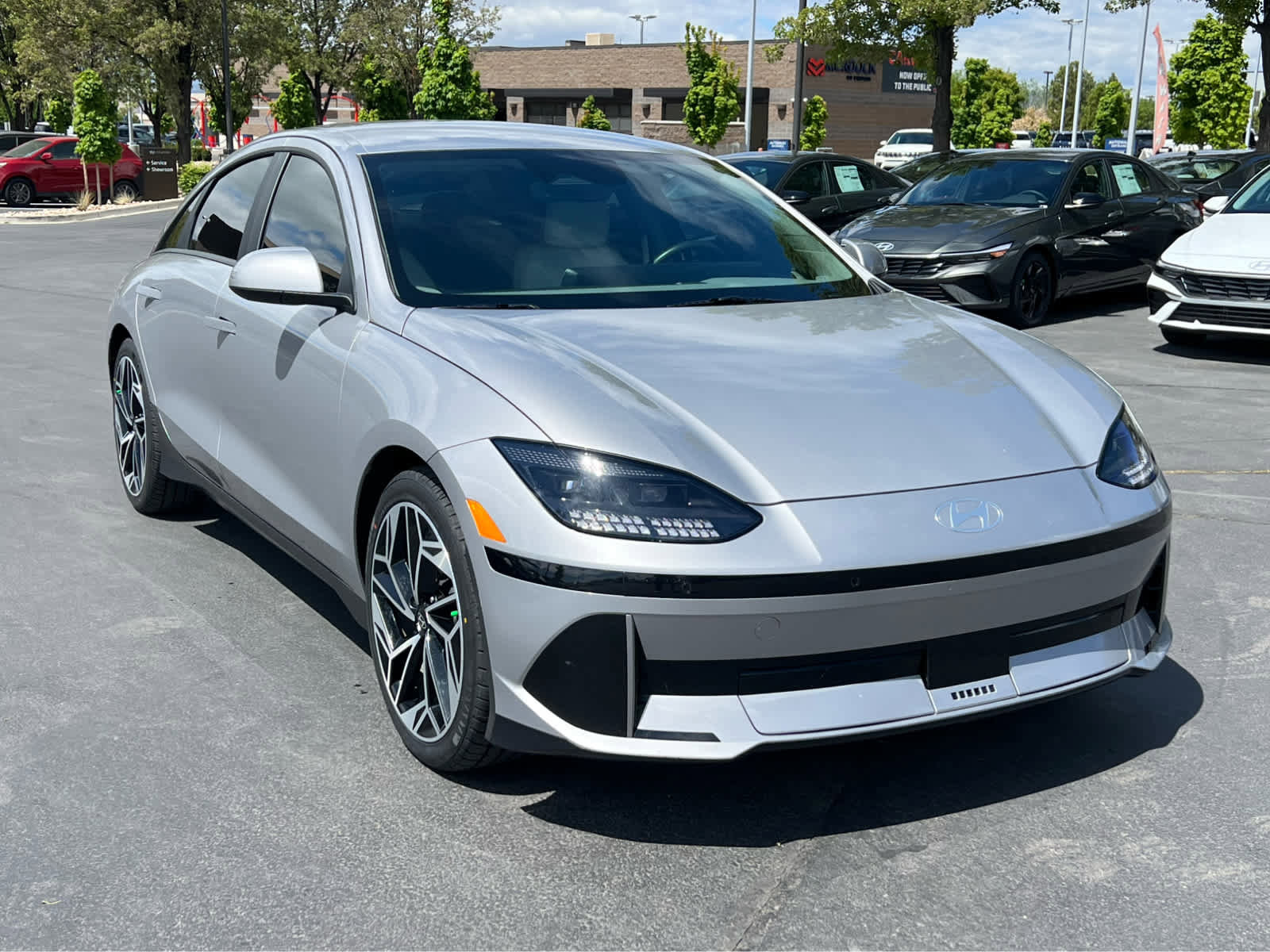 Certified 2024 Hyundai Ioniq 6 SEL AWD/4WD image 4