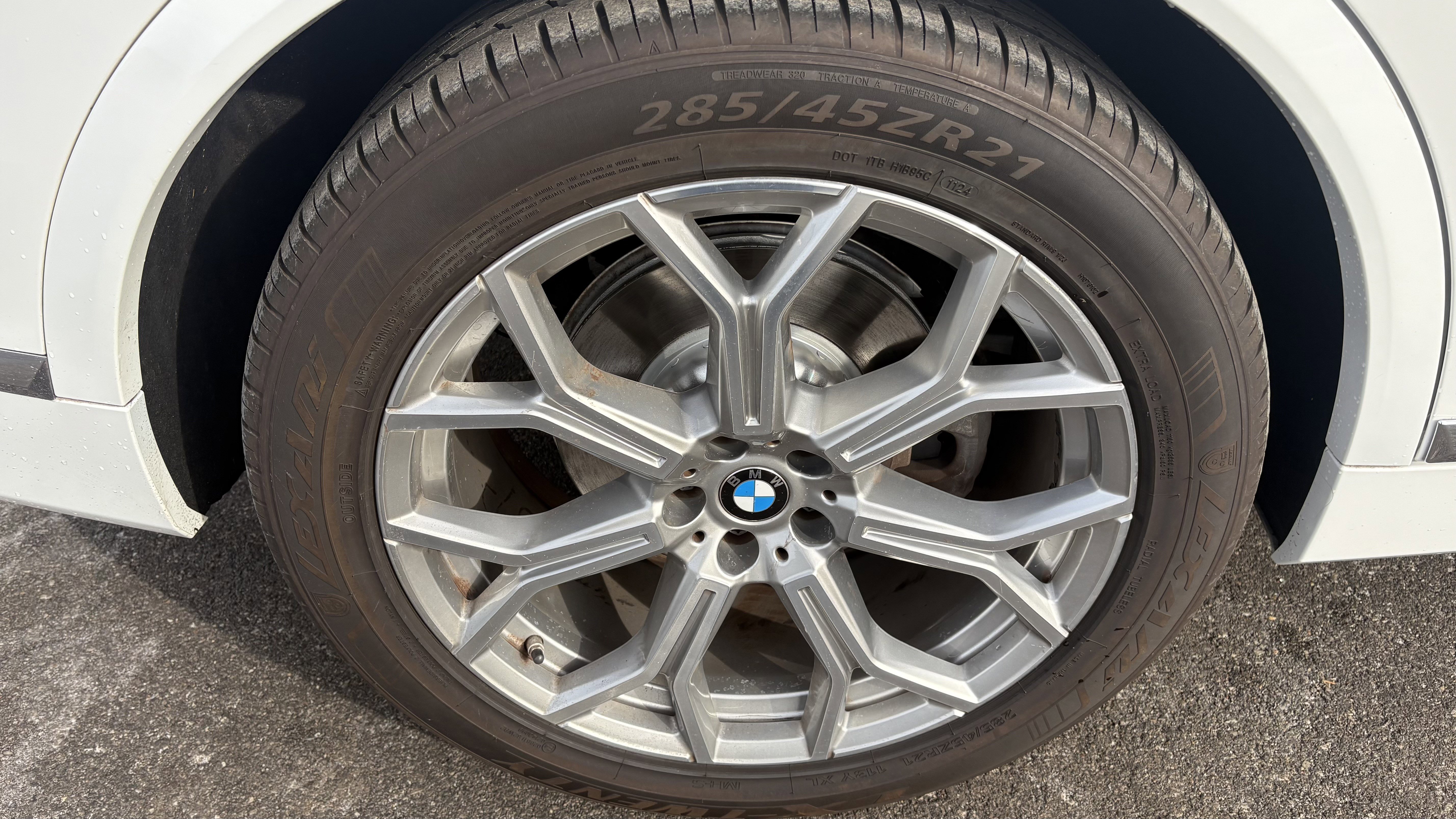 Certified 2023 BMW X7 xDrive40i image 14