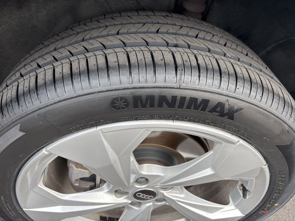 Used 2023 Audi Q5 2.0T Prestige w/ Prestige Package image 13