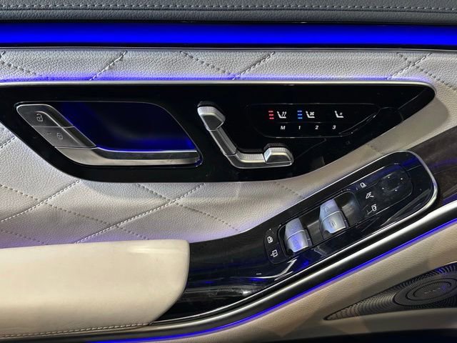 Used 2022 Mercedes-Benz S 580 4MATIC Sedan w/ 3D Technology Package image 20