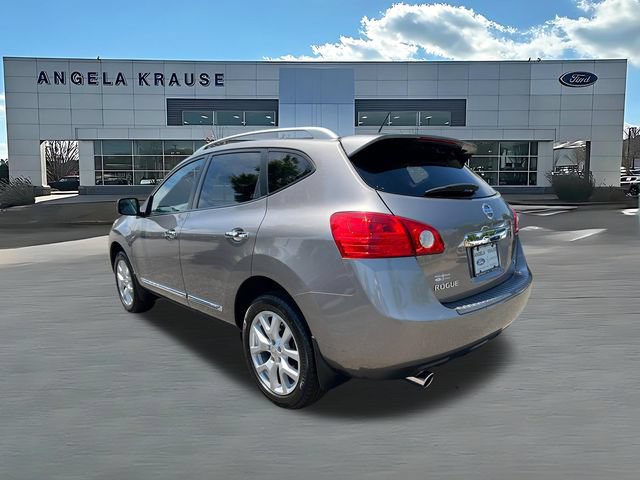 Used 2011 Nissan Rogue SV w/ SL Pkg FWD image 6