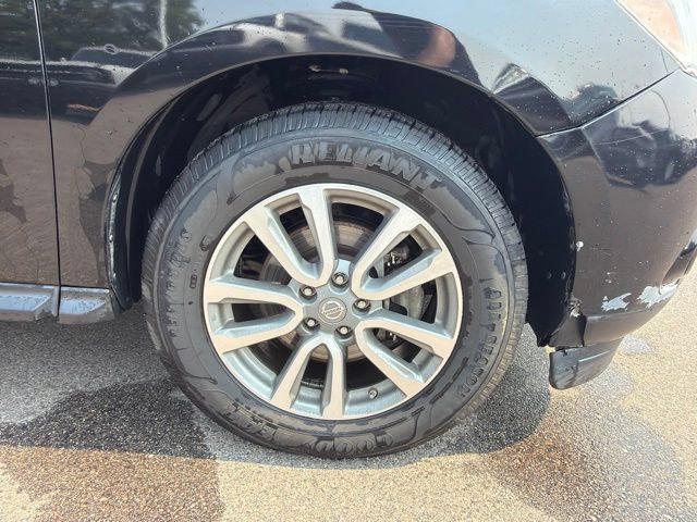 Used 2016 Nissan Pathfinder S AWD/4WD image 11