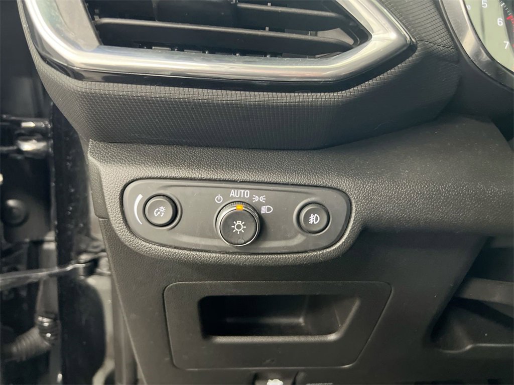 Used 2023 Chevrolet TrailBlazer LT image 17