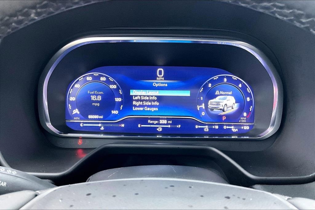 Used 2024 Chevrolet Suburban Premier image 13