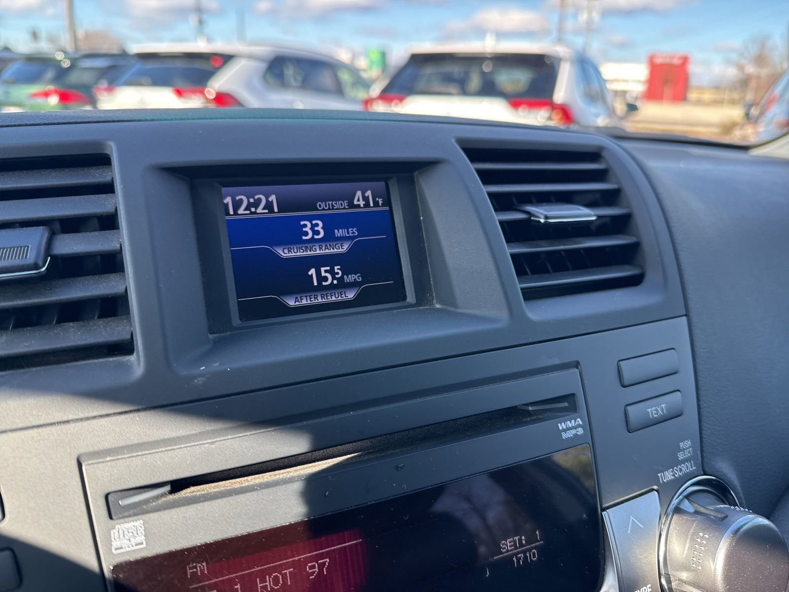 Used 2012 Toyota Highlander SE image 22