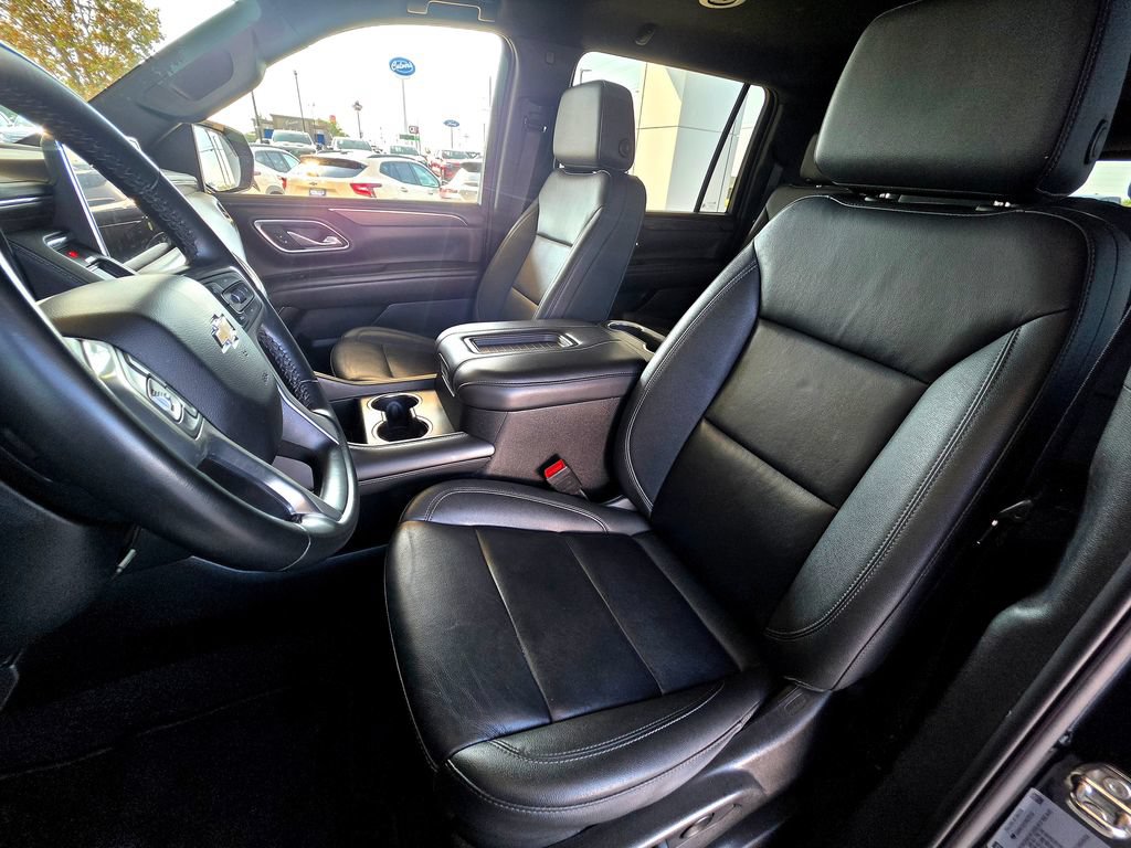 Used 2024 Chevrolet Suburban LT AWD/4WD image 18