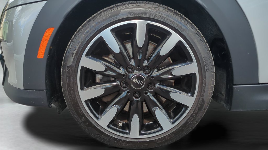 Used 2024 MINI Cooper S w/ Signature Upholstery Package FWD image 25