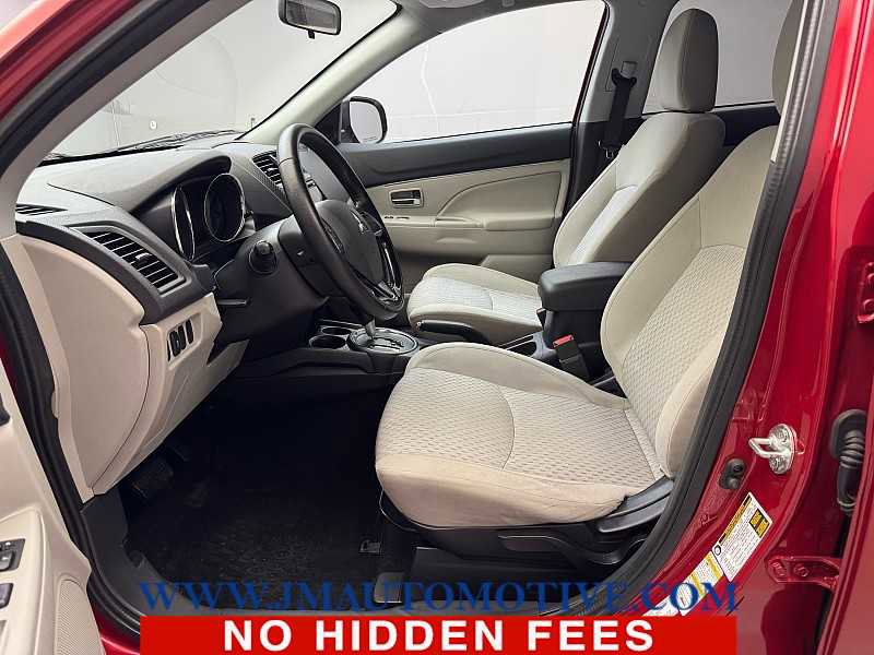 Used 2017 Mitsubishi Outlander Sport ES AWD/4WD image 12