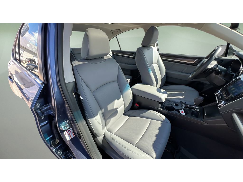 Used 2018 Subaru Legacy 3.6R Limited image 32