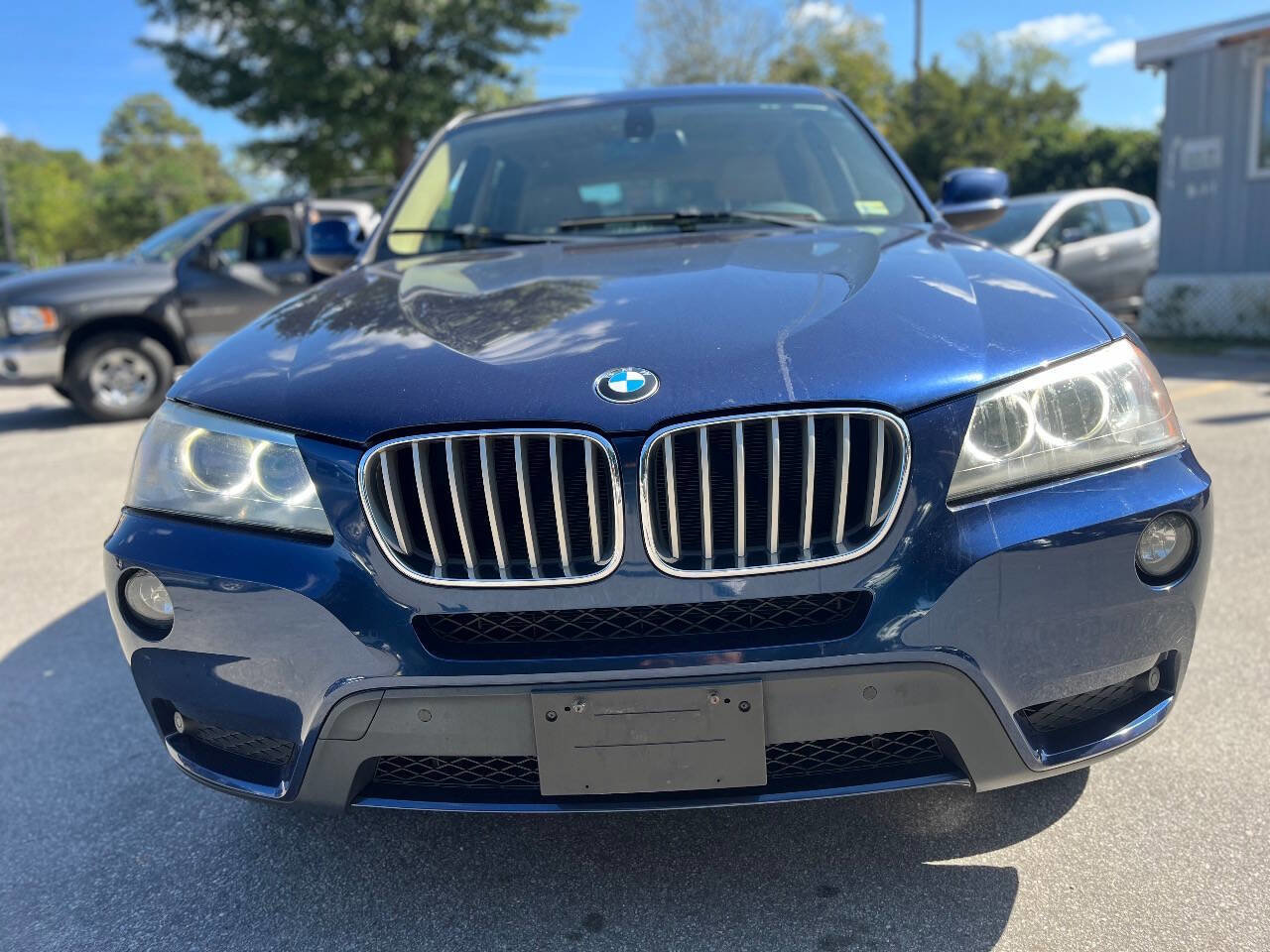 Used 2011 BMW X3 xDrive28i image 2