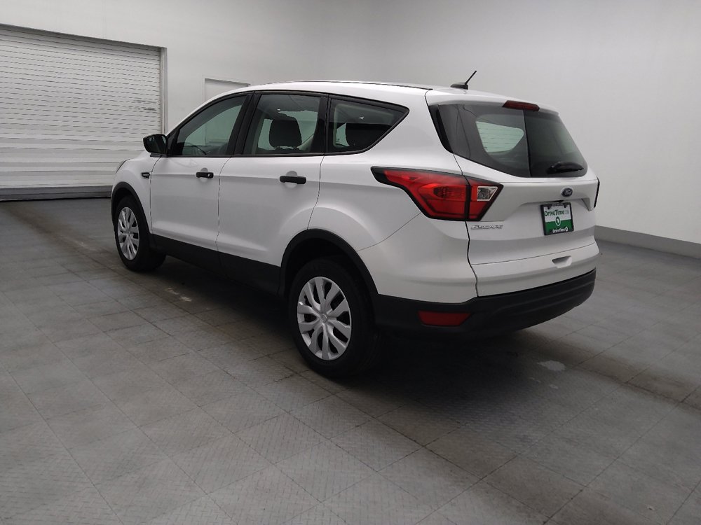Used 2019 Ford Escape S FWD image 3