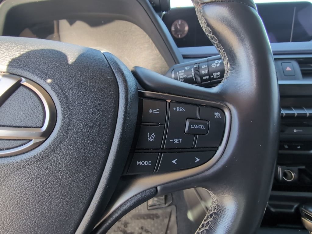 Used 2021 Lexus UX 250h w/ Accessory Package (Z1) image 18