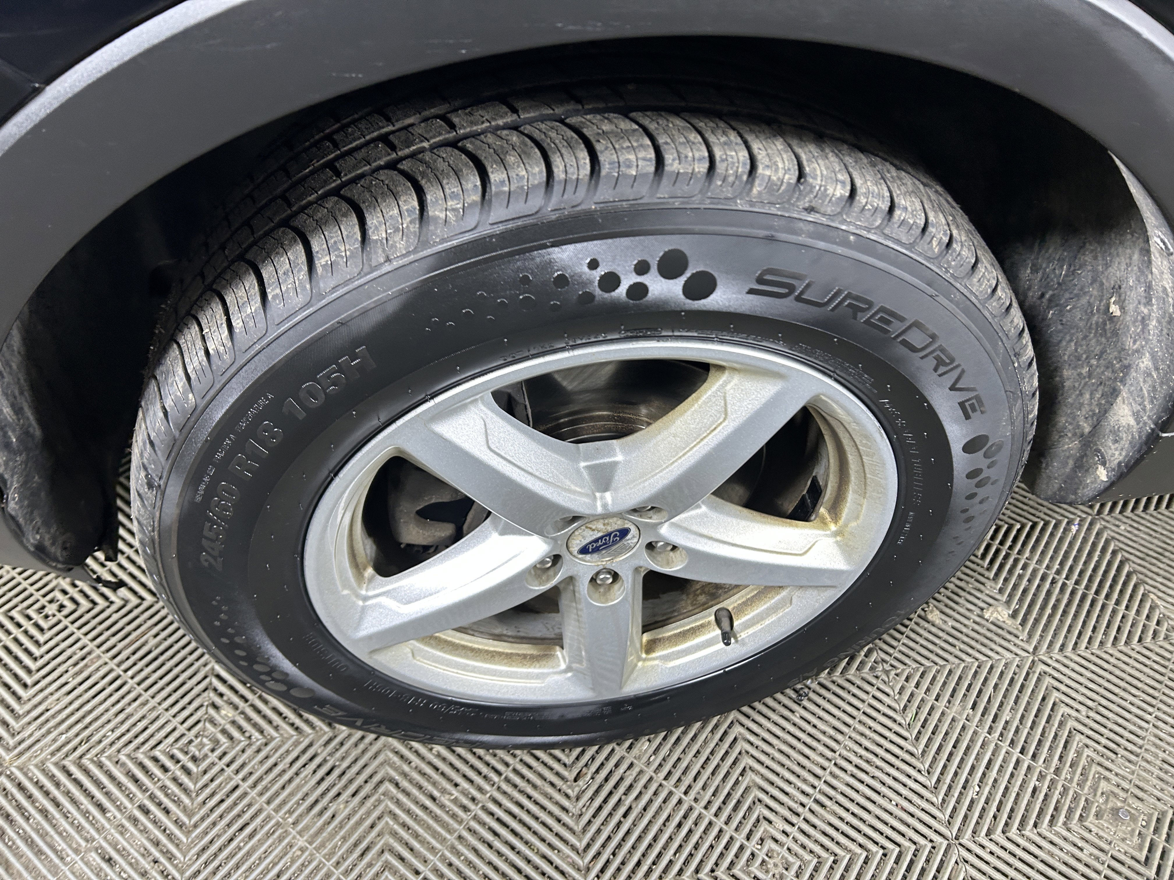 Used 2018 Ford Explorer 4WD image 9