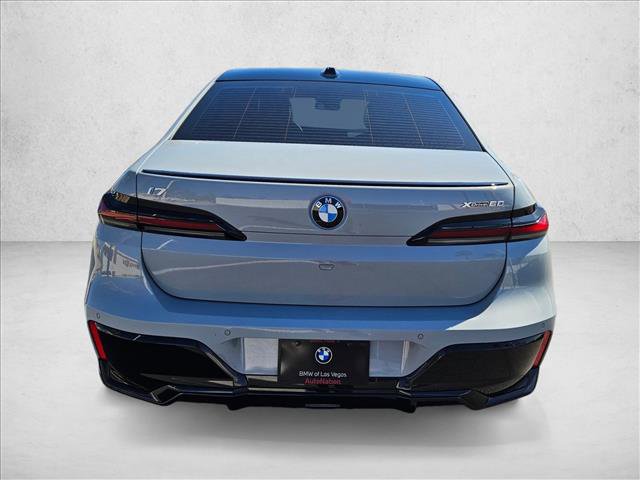 Certified 2025 BMW i7 xDrive60 image 7