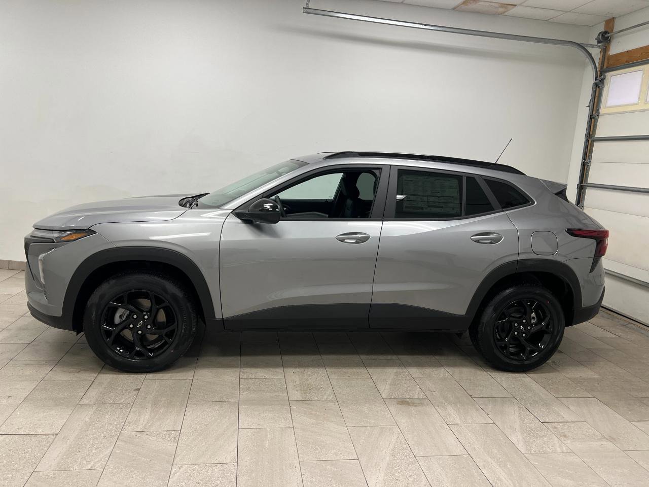 New 2026 Chevrolet Trax LT w/ Driver Confidence Package FWD image 5