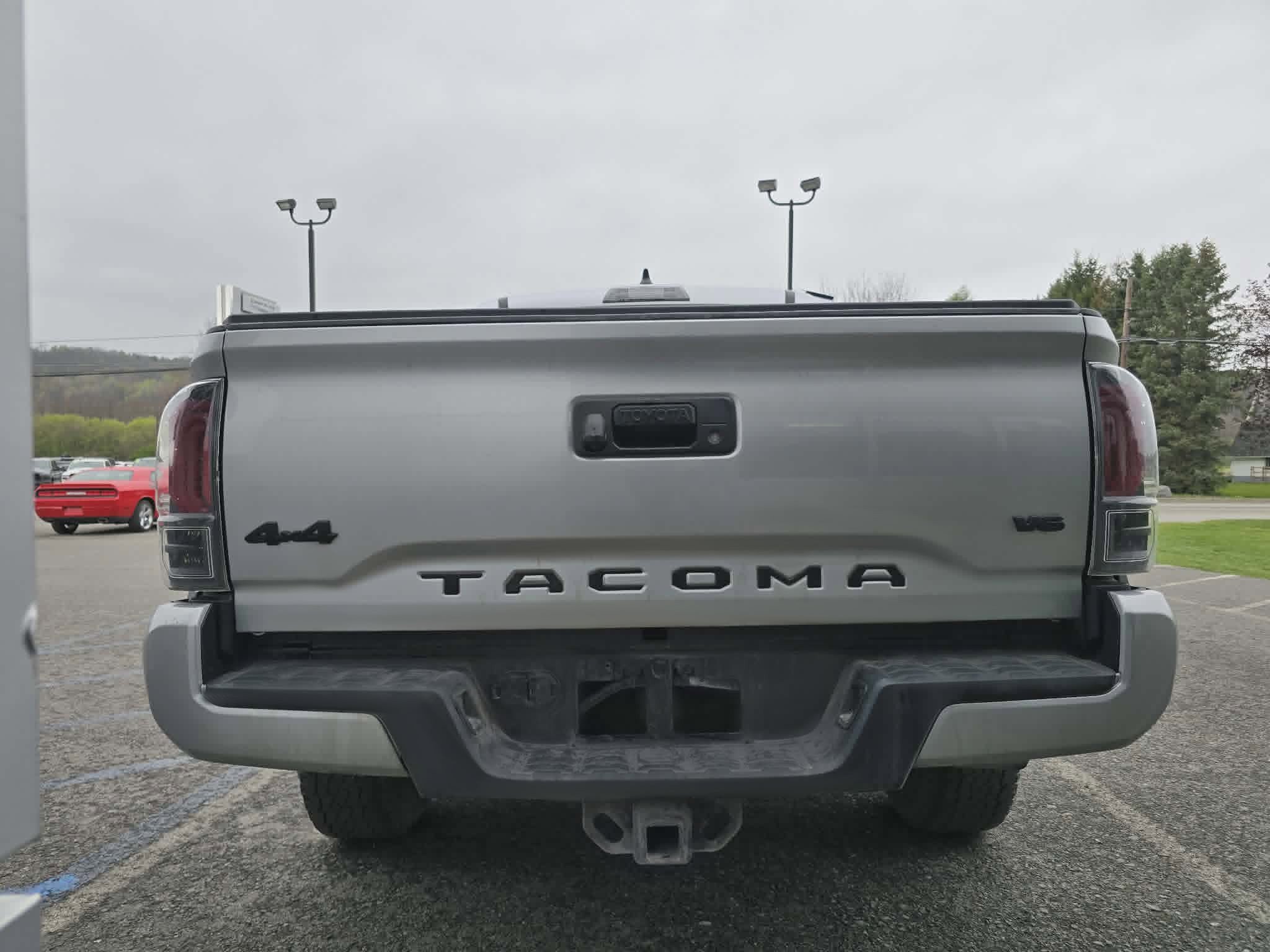 Used 2023 Toyota Tacoma SR AWD/4WD image 4