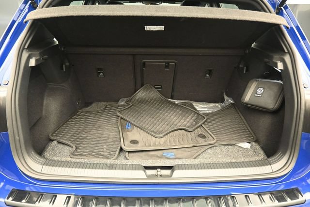 Used 2024 Volkswagen Golf R AWD/4WD image 10