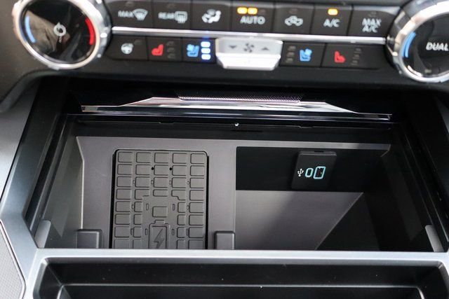 New 2026 Ford F350 Lariat w/ Black Appearance Package image 12