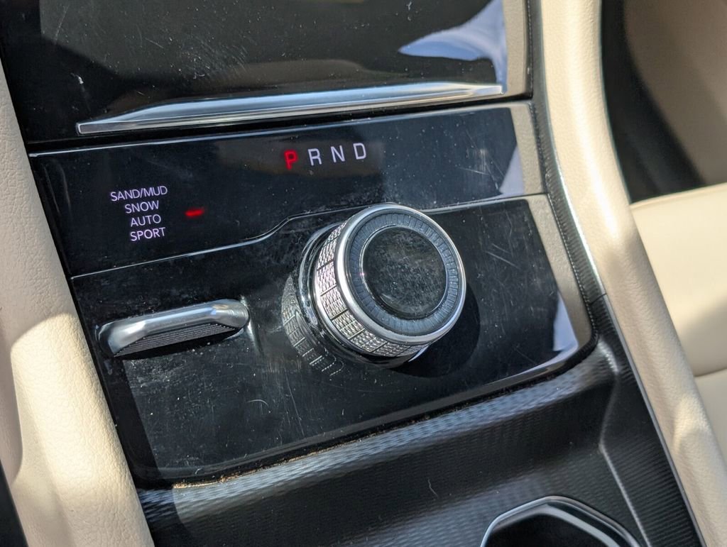 Certified 2024 Jeep Grand Cherokee Limited image 26