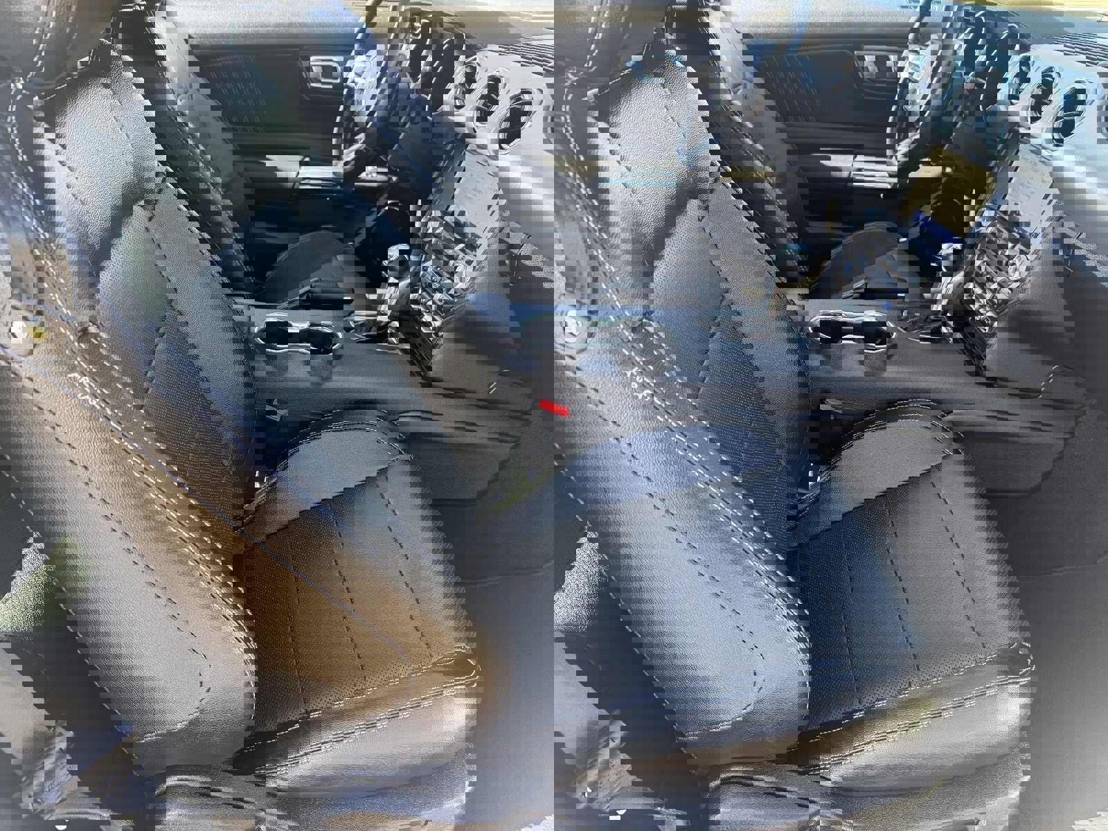 Used 2020 Ford Mustang GT Premium image 12