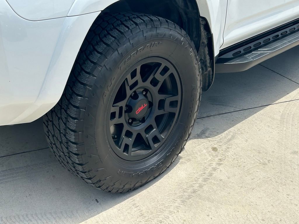 Used 2024 Toyota 4Runner TRD Pro AWD/4WD image 9
