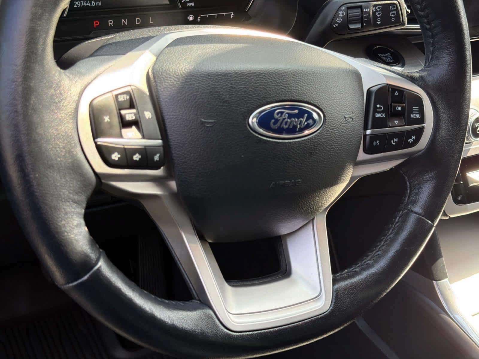 Used 2023 Ford Explorer XLT w/ Equipment Group 202A AWD/4WD image 18