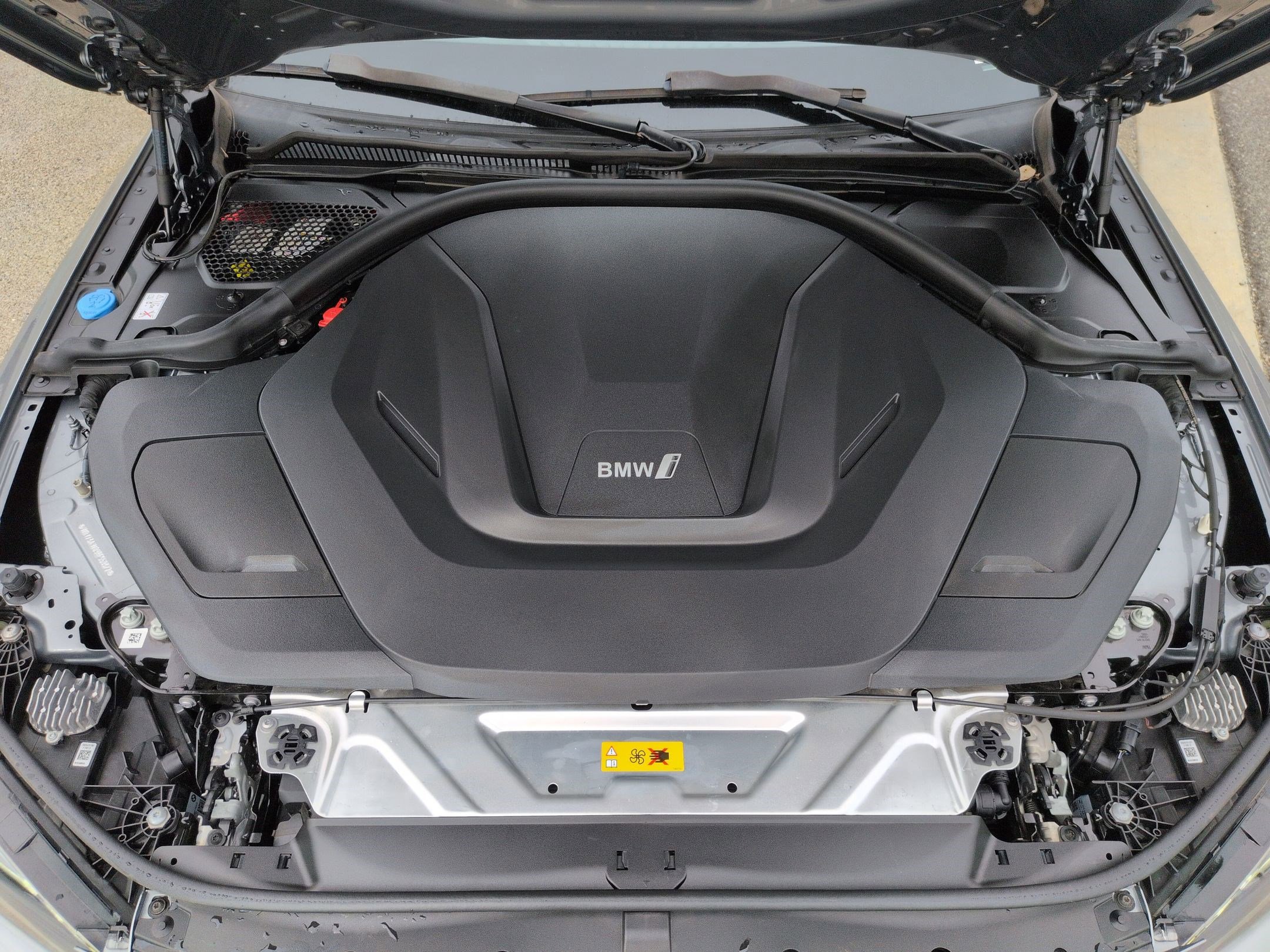 Used 2024 BMW i4 eDrive40 w/ Premium Package image 34