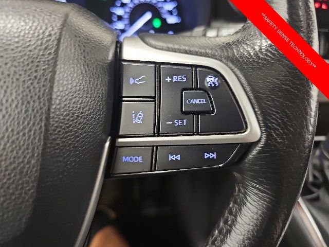 Certified 2023 Toyota Sienna XLE FWD image 20
