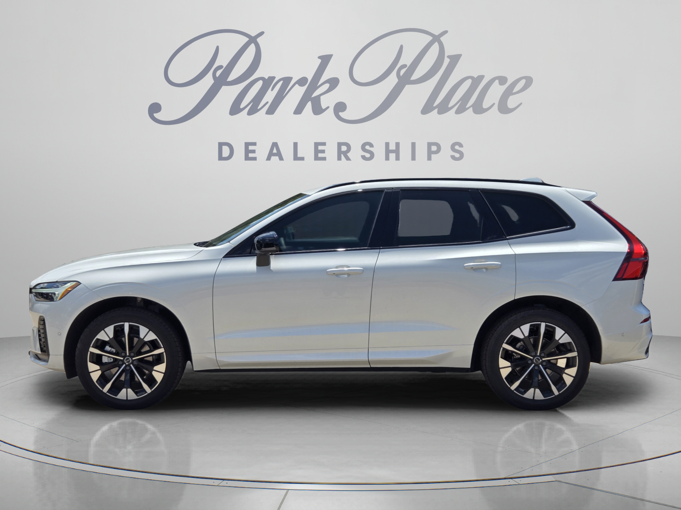 New 2026 Volvo XC60 B5 Plus w/ Protection Package Premier AWD/4WD video 2