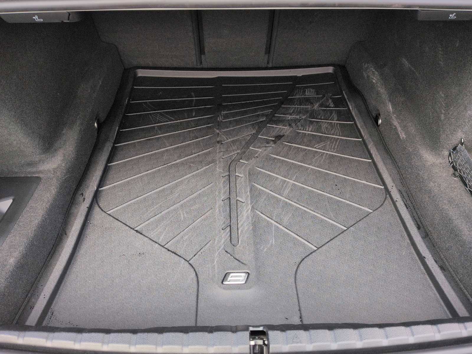 Used 2025 BMW M850i xDrive image 36