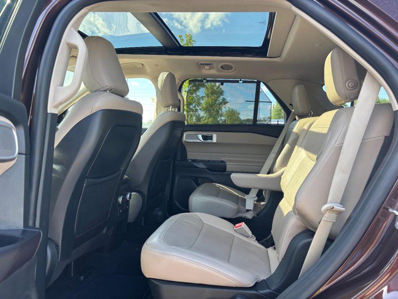 Used 2020 Ford Explorer Limited w/ Hybrid Equipment Group 310A AWD/4WD image 12