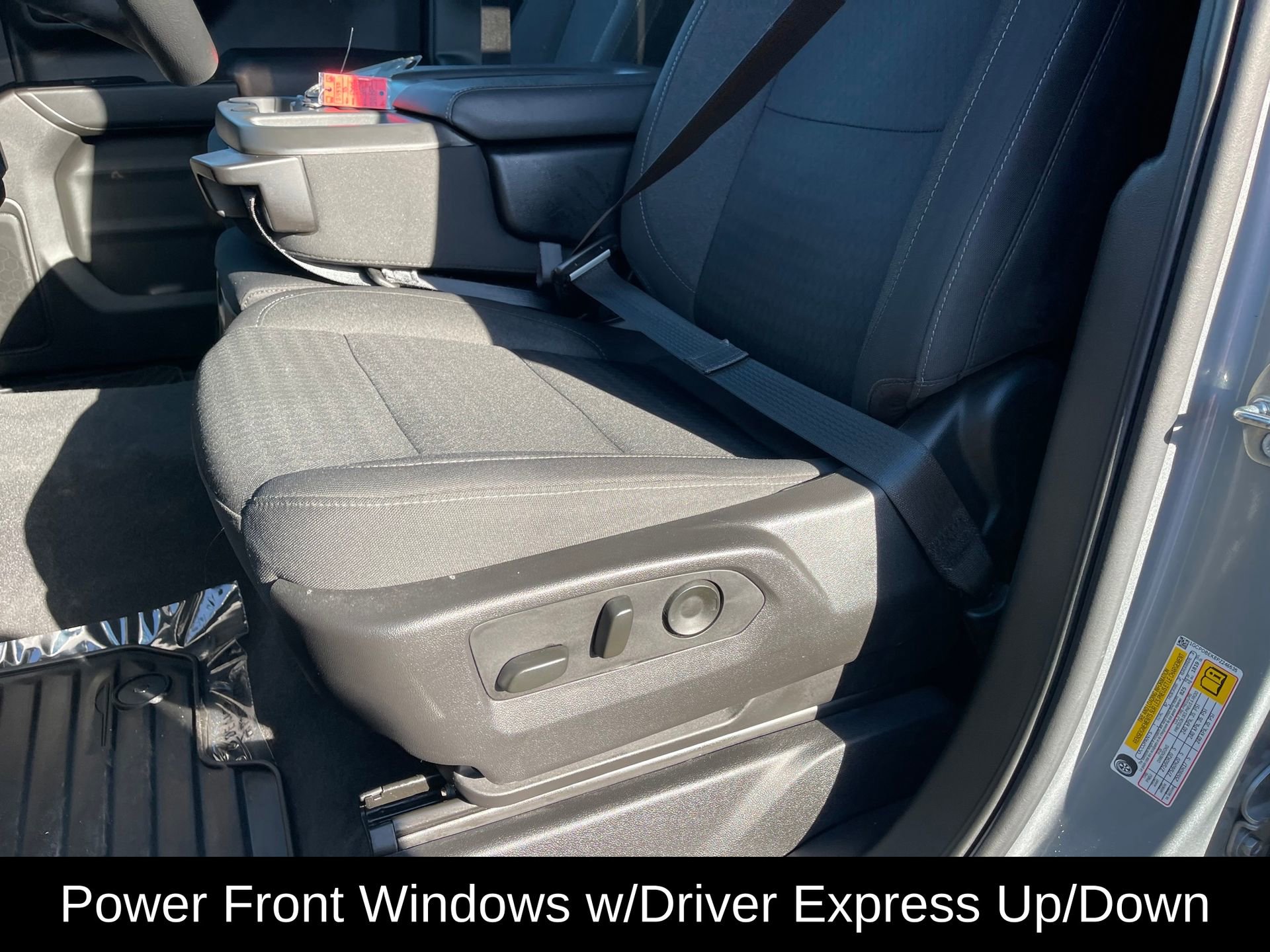 Used 2023 Chevrolet Silverado 1500 Custom image 14