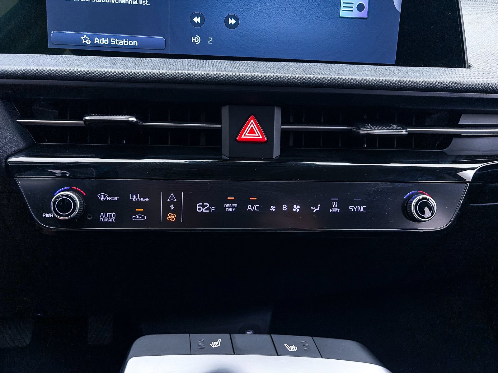 Certified 2022 Kia EV6 Light RWD image 26