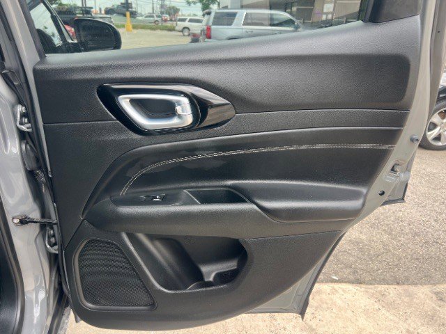 Used 2023 Jeep Compass Altitude AWD/4WD image 20