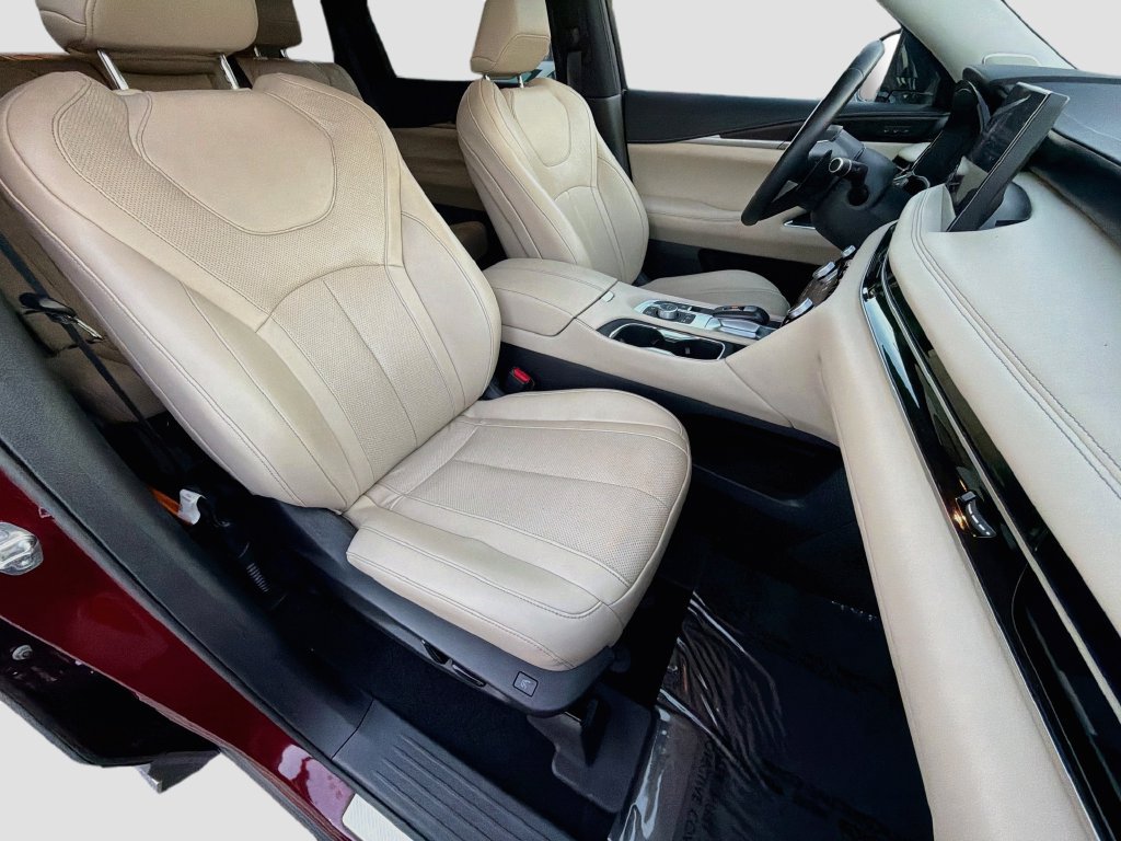 Used 2022 INFINITI QX60 Sensory w/ Cargo Package AWD/4WD image 16