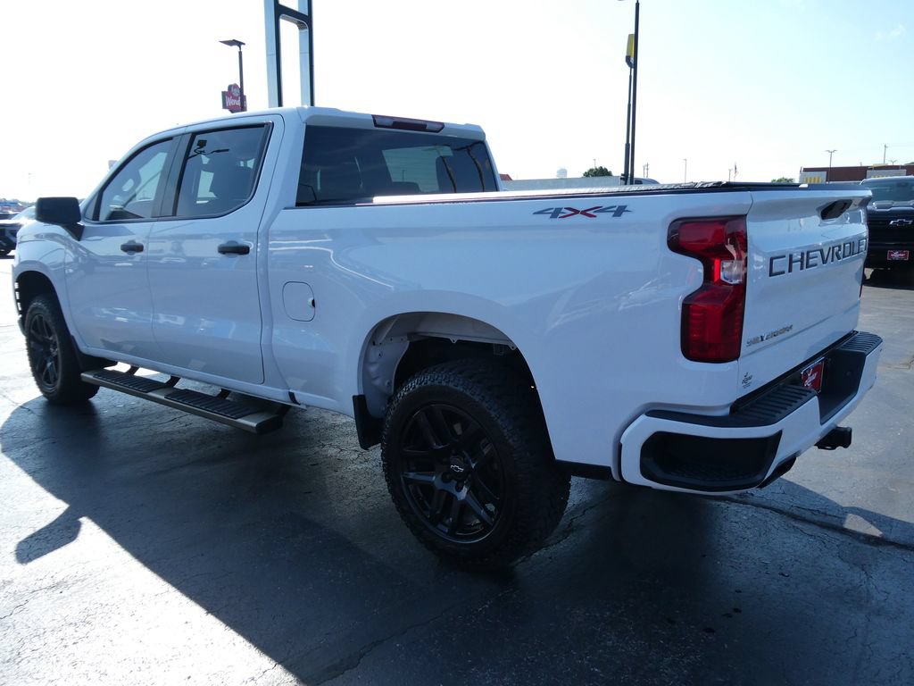 Certified 2022 Chevrolet Silverado 1500 W/T w/ WT Value Package AWD/4WD image 9