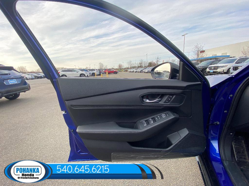 New 2026 Honda Accord Hybrid Sport-L FWD image 32