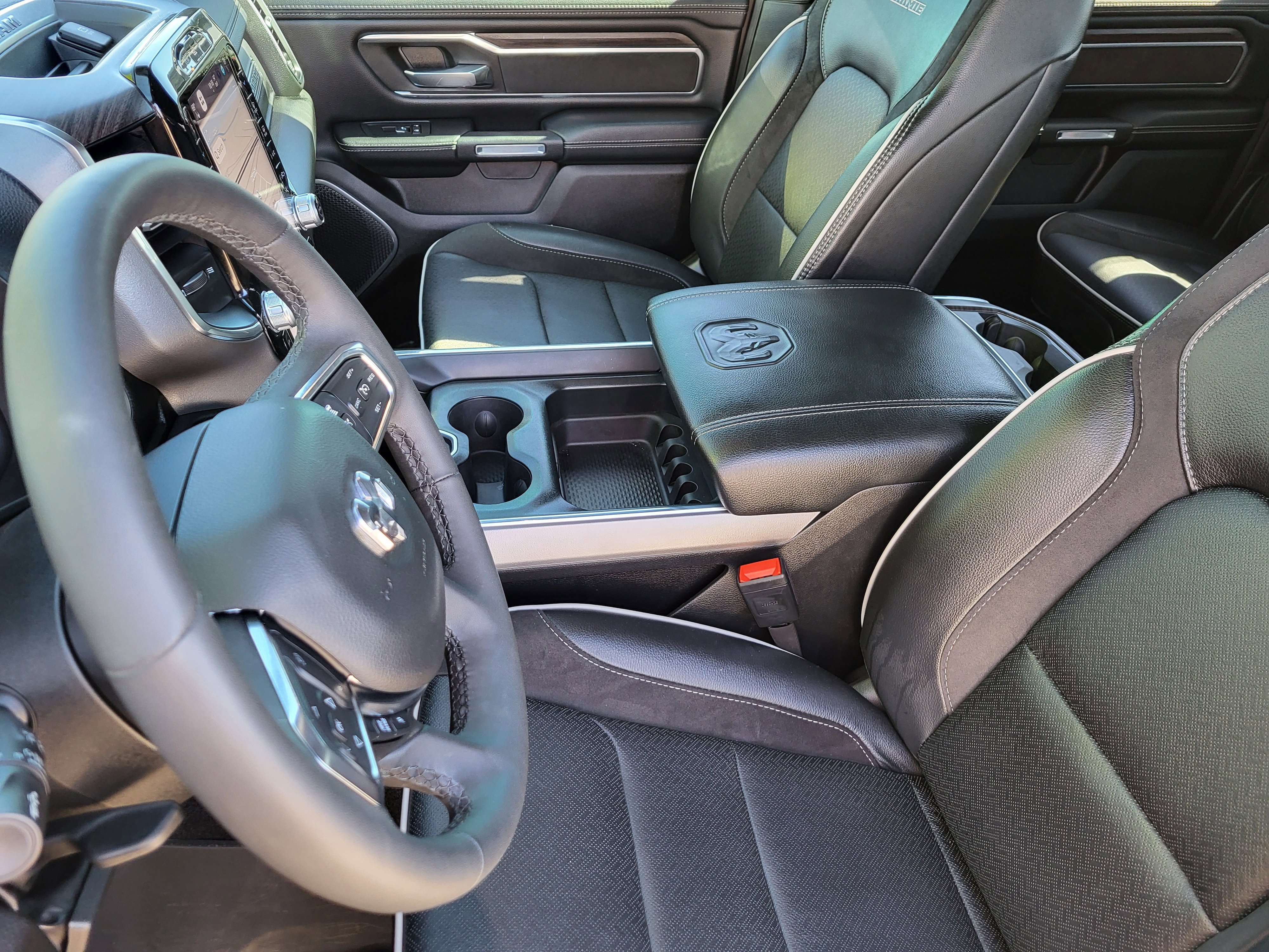 Used 2025 RAM 1500 Laramie w/ Sport Appearance Package AWD/4WD image 12