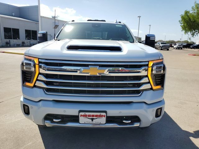 New 2026 Chevrolet Silverado 2500 High Country w/ High Country Premium Package AWD/4WD image 2