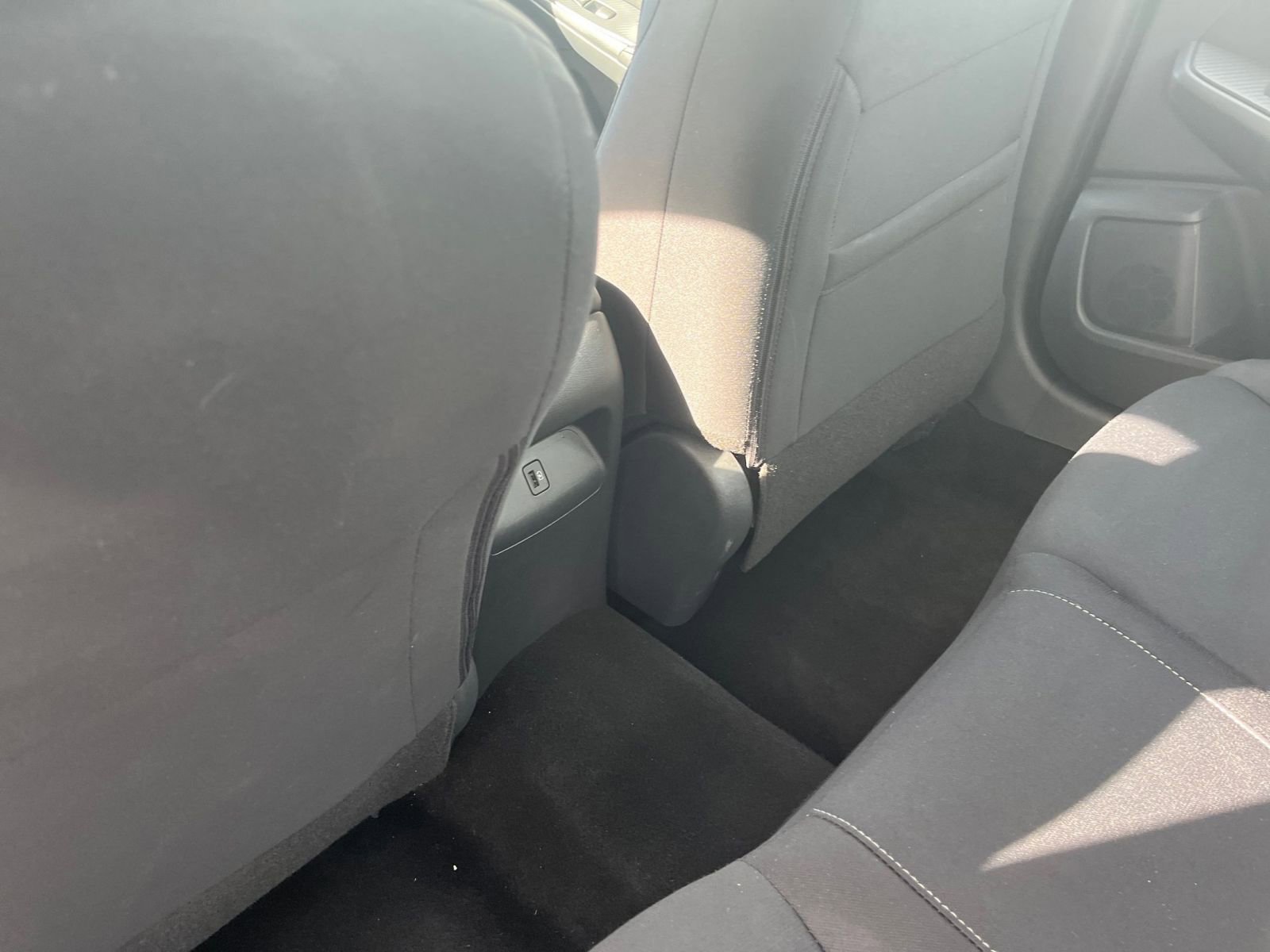 Used 2025 Nissan Sentra SV FWD image 23