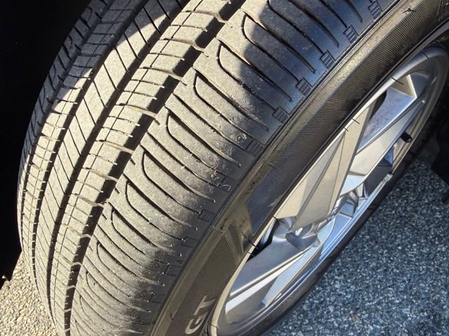 Certified 2025 Hyundai Elantra SE image 6