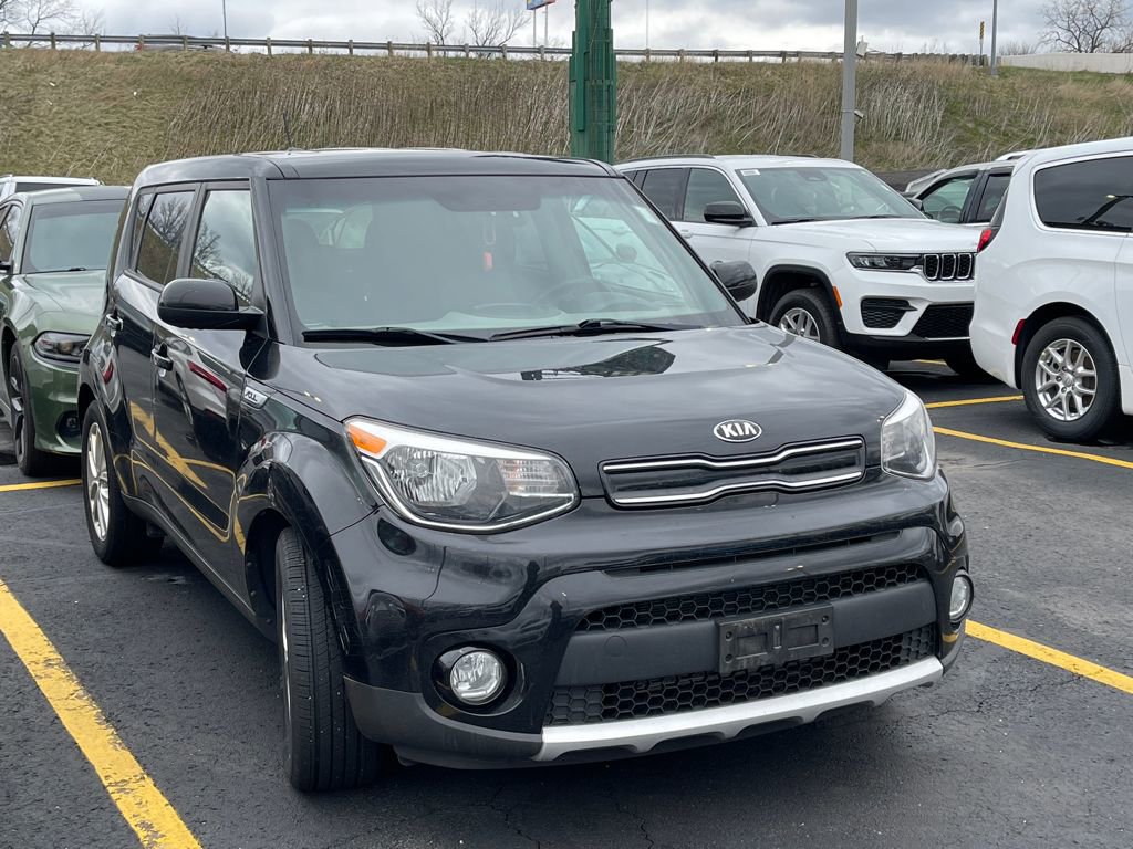 Used 2018 Kia Soul + image 1