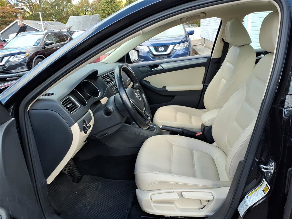 Used 2018 Volkswagen Jetta SE image 18